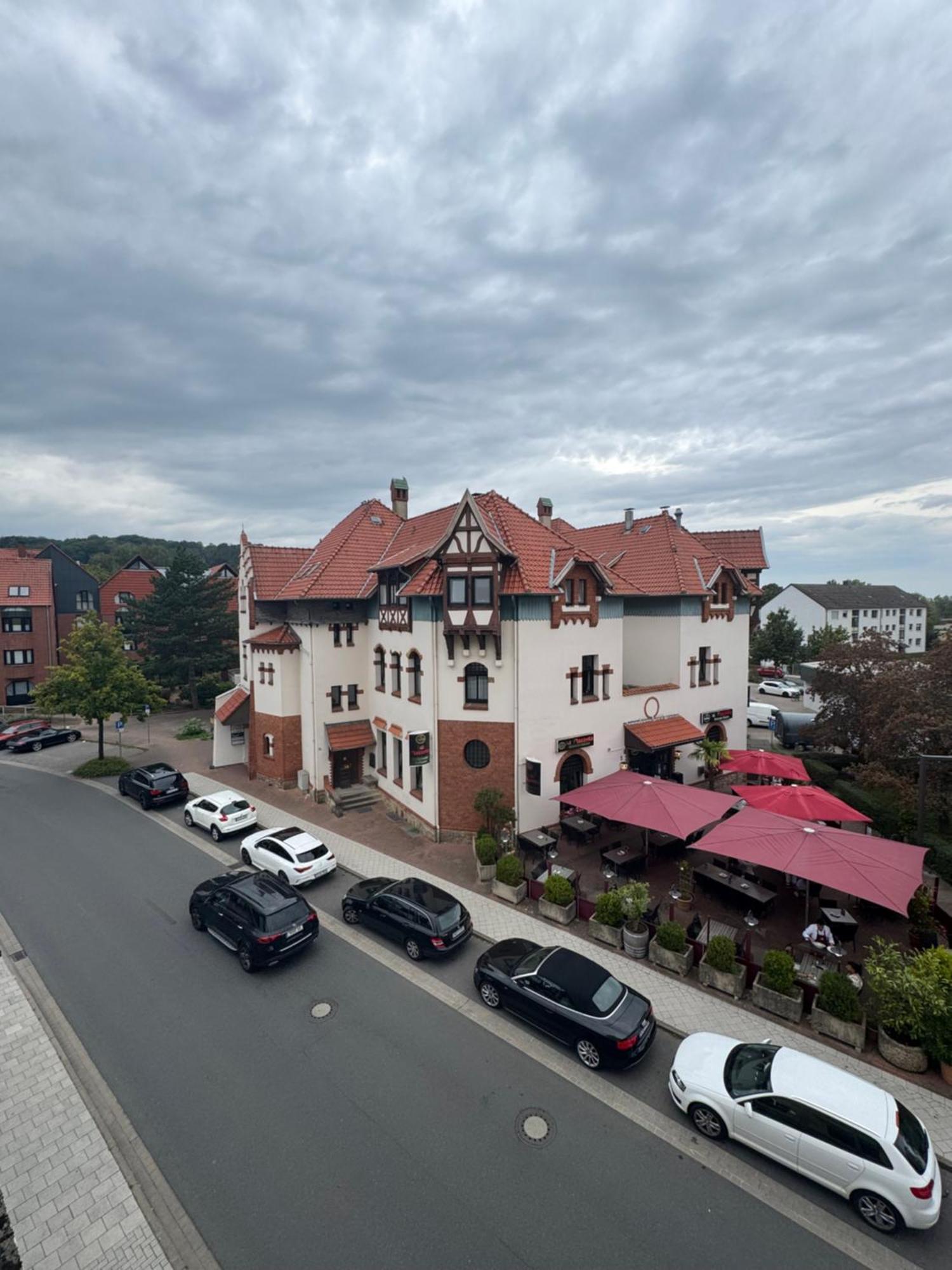 Moderne 4 Zimmer Apartment Mit Bergblick Stadtzentrum Contactless Check-In Gehrden  Exterior photo